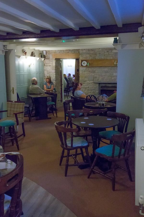 Mildmay Arms Queen Camel Exterior foto